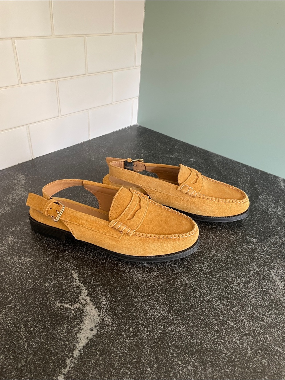 EUC G.H. Bass & Co. Women’s Size 7.5 Suede Slingback Loafers - Mustard Yellow